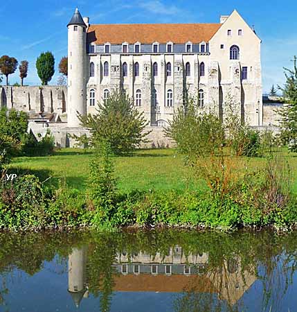 Château-Landon - abbaye Saint-Séverin (XIIe s.)