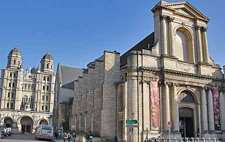 La Nef - Église Saint-Etienne