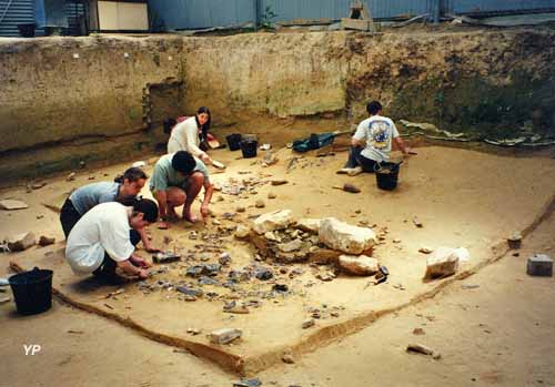 Site archéologique d'Etiolles - chantier de fouilles