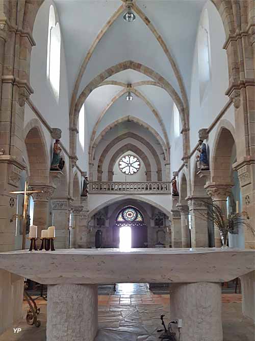 Église Sainte-Marie-Madeleine de Saint-Salvadou