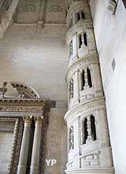 Église Saint-Gervais Saint-Protais - escalier à vis Renaissance