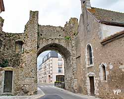 Fortifications - porte Saint Roch