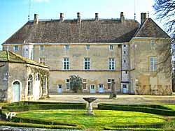 Château de Germolles - vue de la cour intérieure (Christian Degrigny)