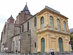 Cathédrale Notre-Dame de la Sède (doc. Yalta Production)