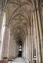 Cathédrale Saint-Gatien - bas-côté