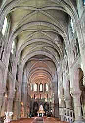 Basilique Saint-Denys, nef