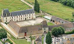 Château de Fresney (doc. Xavier de Prémesnil)