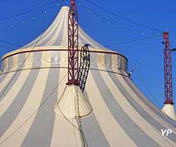 Chapiteau du Pôle National des Arts du Cirque de Nexon en Limousin