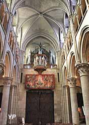 Grand orgue et tapisserie Terribilis