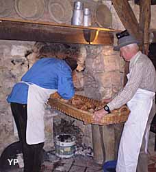 Ecomusées d'Oeuilly - le four à pain (C. Oudart)