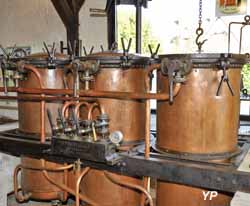 Maison de la Distillation - vases (doc. Maison de la Distillation)