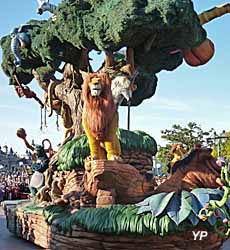 Disneyland Paris - Parade - Le Roi Lion