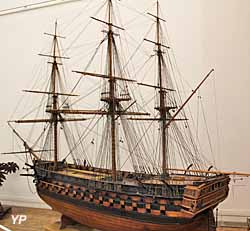 Le Suffren, vaisseau de 90 canons - Musée national de la Marine