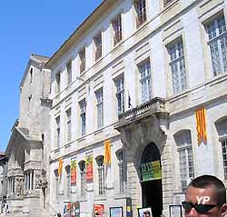 Arles, l'archevêché
