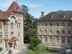 Université de Cergy-Pontoise (Christian Piotrowski)