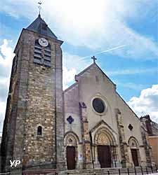 Eglise de la Sainte-Trinité à Montlhéry (doc. Yalta Production)