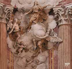 Retable  de l'Assomption de la Vierge Marie entourée d'angelots et d'anges (Atelier Sporrer, XVIIIe s.)