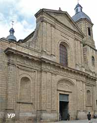 Basilique Saint-Sauveur (Yalta Production)