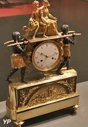 Pendule Paul et Virginie (Jean-Simon Reverberie, bronze doré, entre 1750 et 1800)