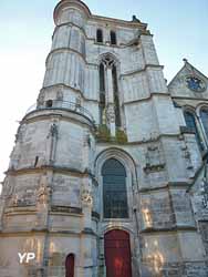 Église Saint-Étienne - tour beffroi