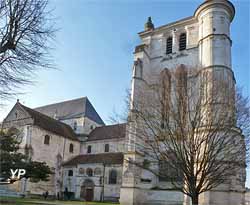 Église Saint-Étienne - tour beffroi