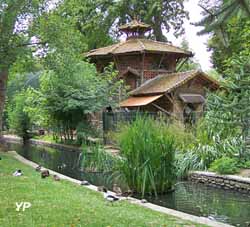 Jardin Botanique de Tours - fabriques et rivière