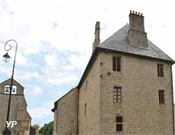 Château de Saint-Victour