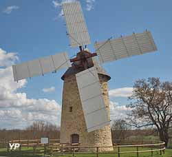 Moulin à vent de la Garenne (doc. Association du moulin de la Garenne)