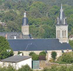 Église Saint-Pierre (doc. Office de Tourisme du Pays de Putanges)