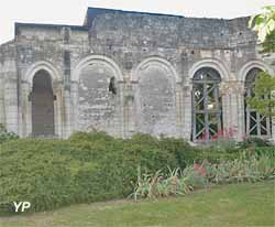 Prieuré Saint-Jean , ancienne abbaye Bénédictine de Nueil sur Dive