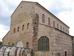 Église Saint-Pierre-aux-Nonnains (doc. Yalta Production)