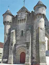 Église fortifiée Saint-Michel (doc. Mairie de Lourdoueix-Saint-Michel)