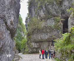 Site historique des grottes de Saint Christophe (doc. SCALPHOTO)
