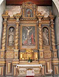 Eglise paroissiale Saint-Martin - autel, tabernacle et retable du XVe s. (Yalta Production)