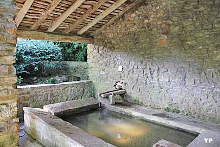 Fontaine Alachurruta - lavoir