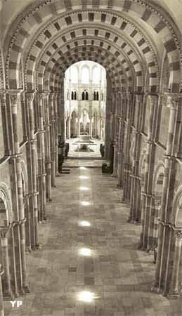 Au solstice d’été, un chemin de lumière