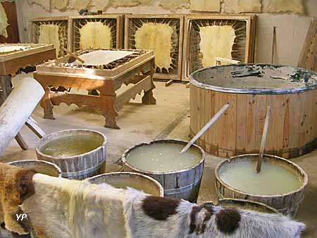 Centre du Parchemin et de l'Enluminure