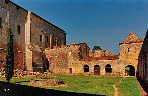 Saint-Avit Sénieur - abbatiale et cloître