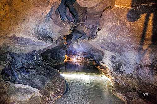 Grotte Célestine - rivière souterraine