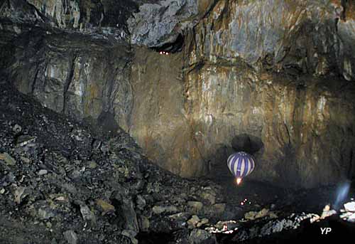 Grotte de La Verna en montgolfière