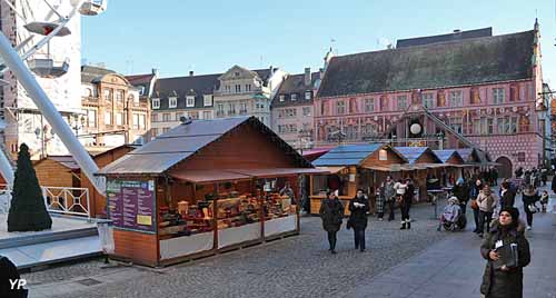 Mulhouse place de la Réunion pendant le marché de Noël