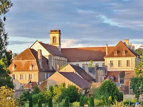 Abbaye de Corbigny