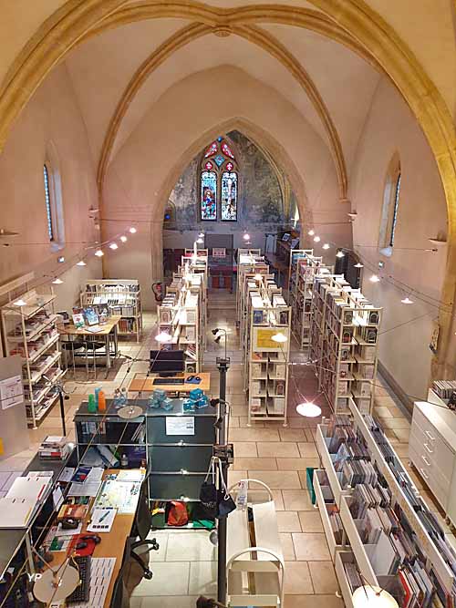 Ancienne &eacute;glise Saint-Hubert - m&eacute;diath&egrave;que