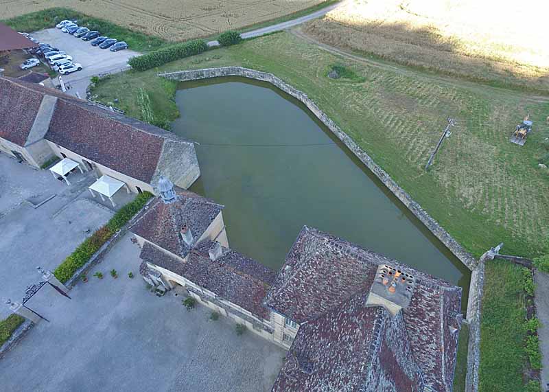 Château d'Entre-deux-Monts
