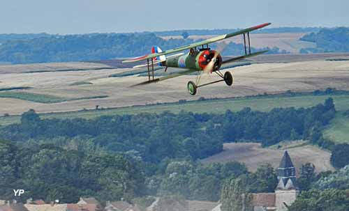 Reproduction du Nieuport 28 au dessus de Cohan