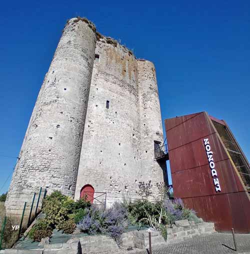 Donjon de Houdan