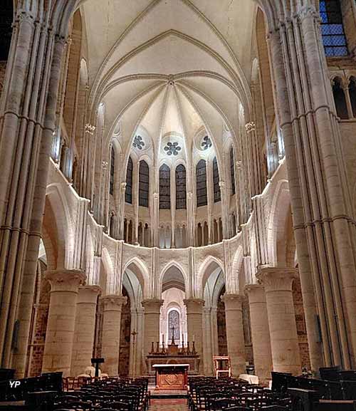 &Eacute;glise Saint-Pierre - (ancienne abbatiale)