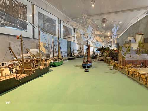 Diorama du port de la ville de Quimper dans les années 30
