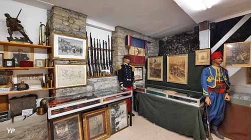 Musée des armées Lucien Roy