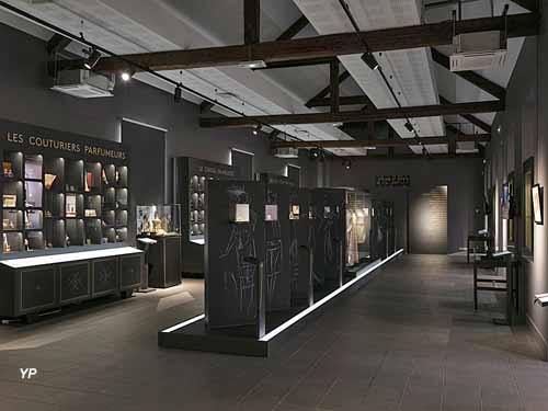 Exposition 2020 : Le flacon en majesté, esprit d'une collection